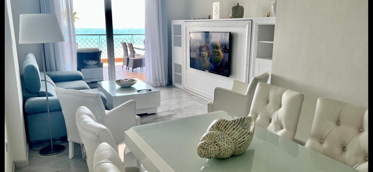 Mi Capricho B16 Beachfront Apartment La Cala De Mijas Extérieur photo